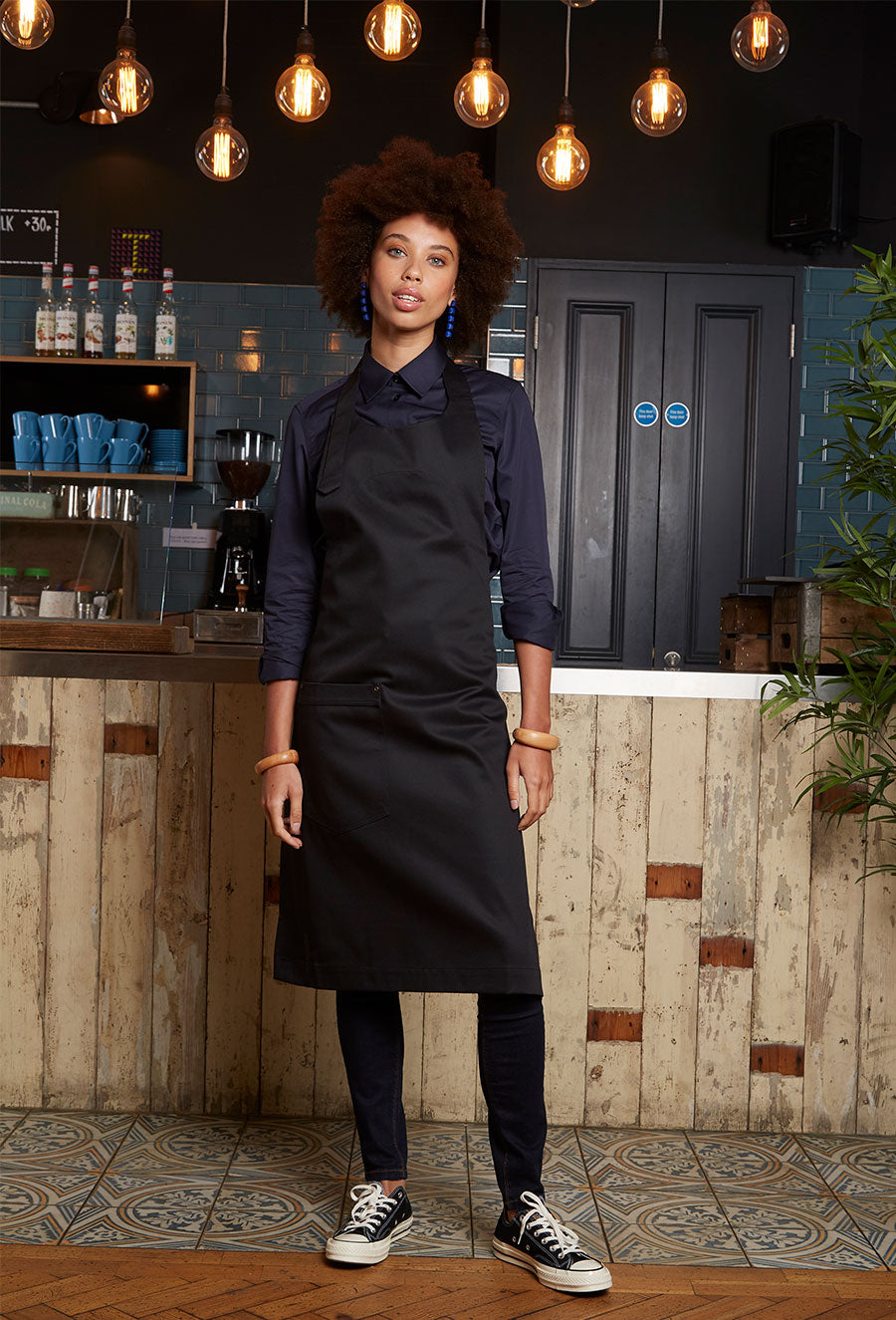 Curved Front Bib